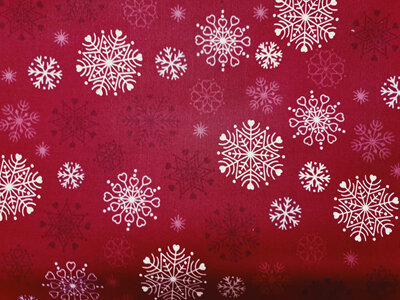 Hygge Glow- Snowflakes Red