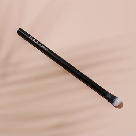 INIKA BLENDING BRUSH