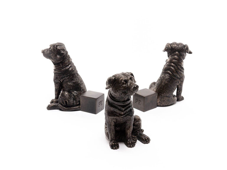 Jardinopia Potty Feet Staffordshire Bull Terrier Bronze Set of 3 dog garden pot