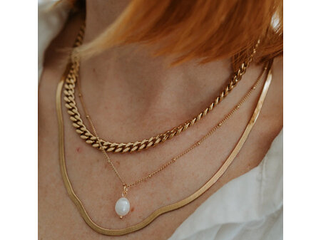 Katy B - Chunky Curb Chain Necklace (Gold)