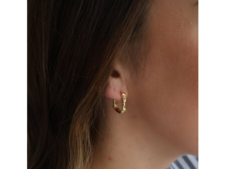Katy B - Crater Hoop Earrings (Gold)