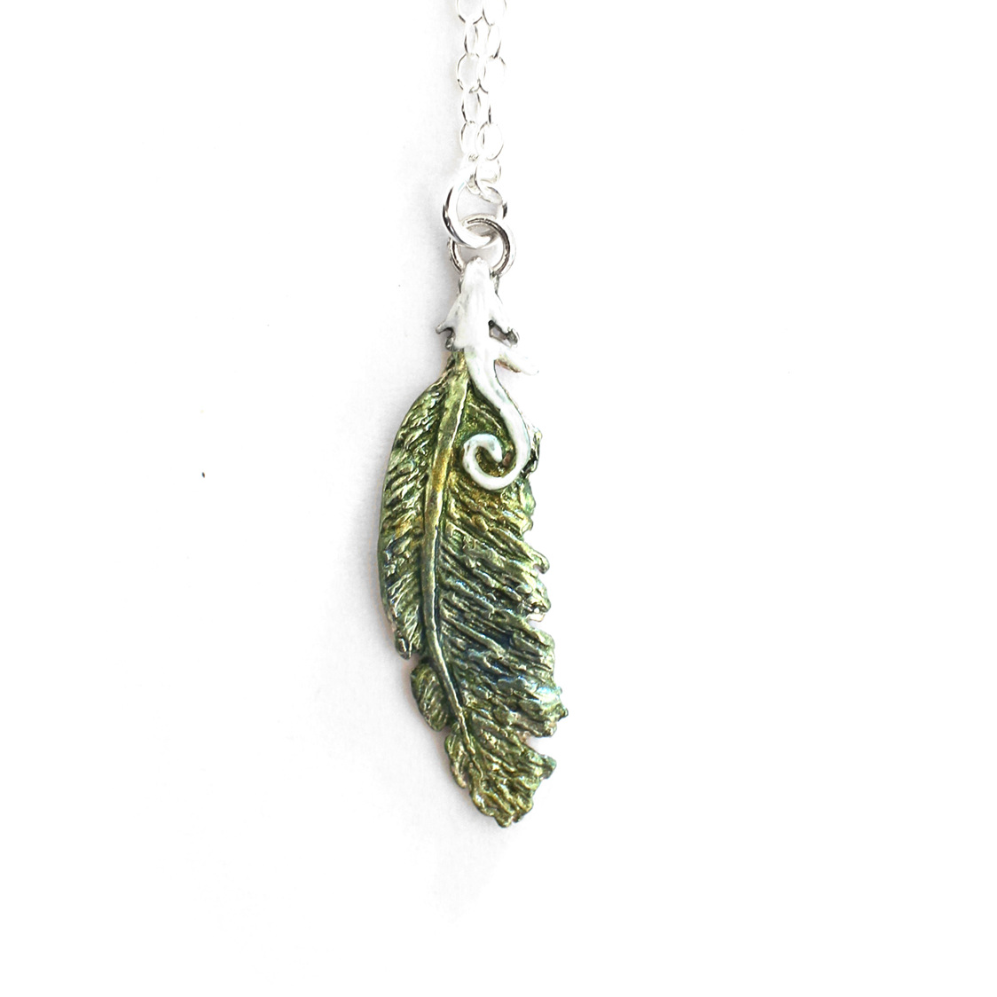 Kereru Feather Necklace - Lilygriffin