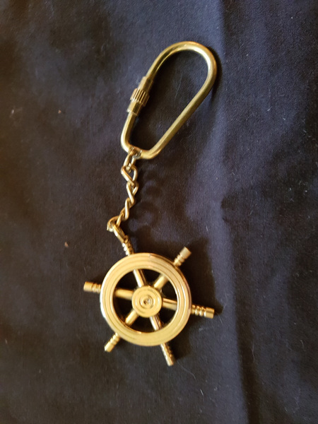Key Ring 16 - Ship's Wheel