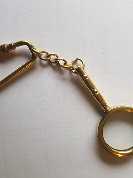 Key Ring 19 - Key Ring with Hand Magnifying Glass.