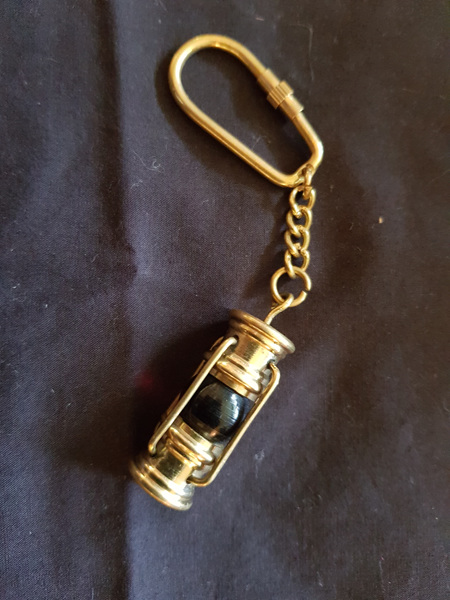 Key Ring 5 - Oil Lamp