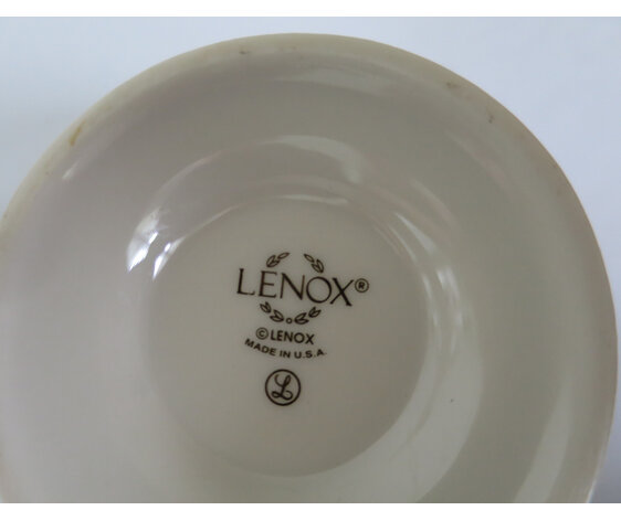 Lenox pot