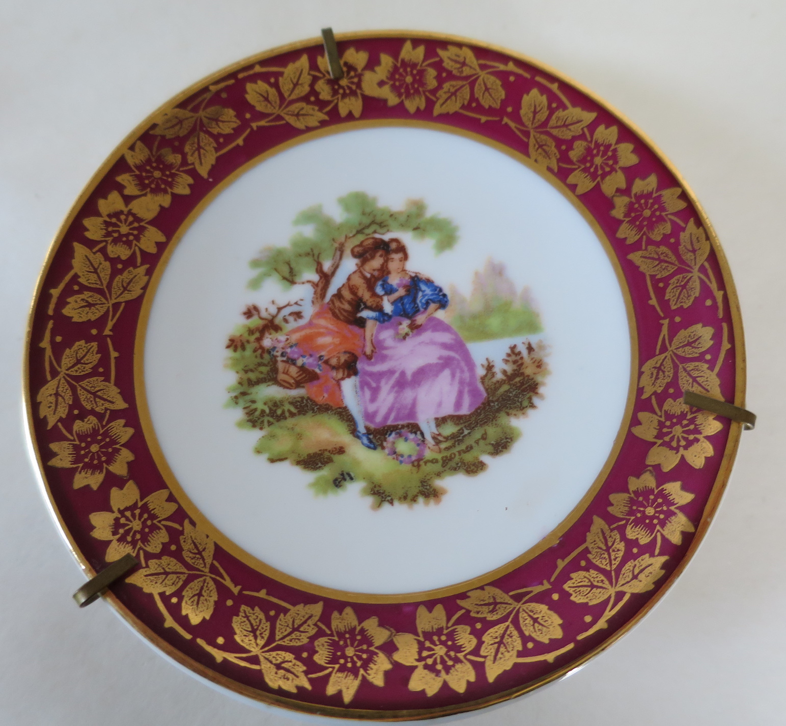 Small Limoges plate - VINTAGE TREASURE