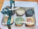 Luxe Christmas cupcakes