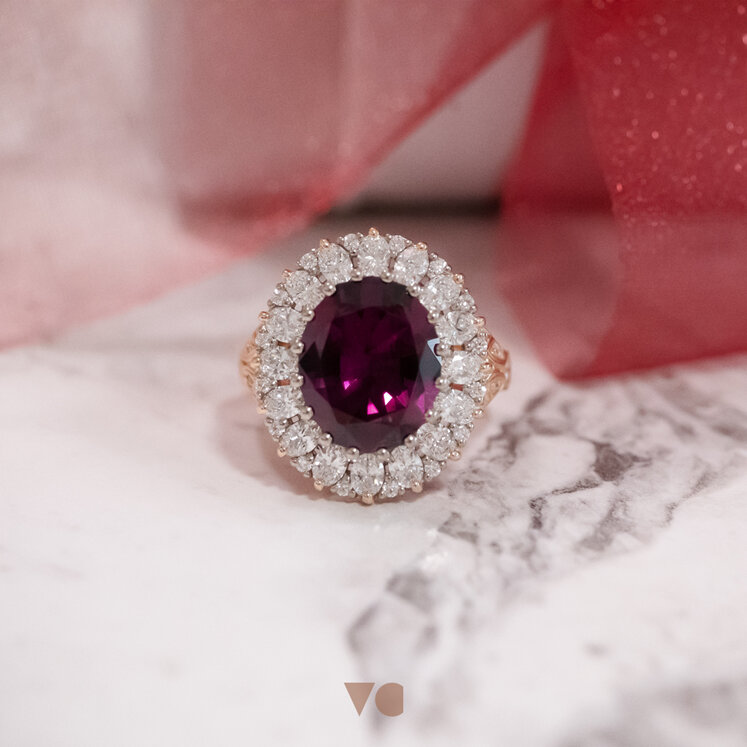 Malaia Garnet and Oval Diamond Cluster ring