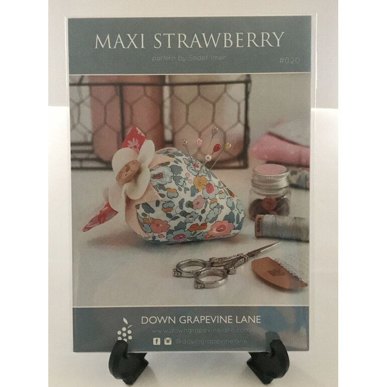 Maxi Strawberry Pincushion