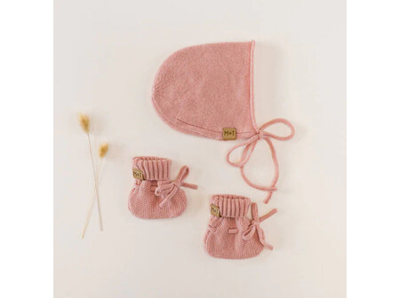 Merino Bonnet & Booties - Rose Pink