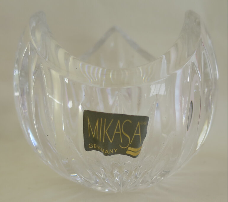 Mikasa votive