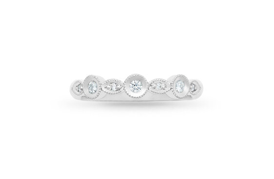 milgrain edge diamond and circle platinum wedding ring