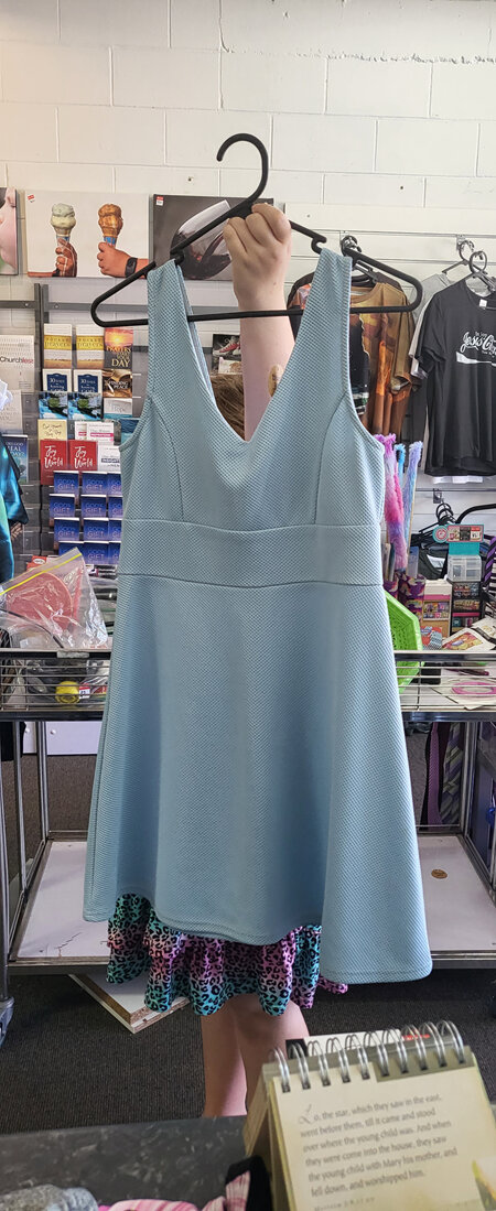 Miss valley blue dress size L