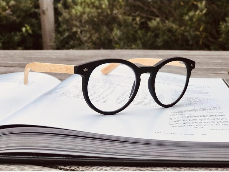 Moana Rd Reading Glasses +1.50 Round Black Frame