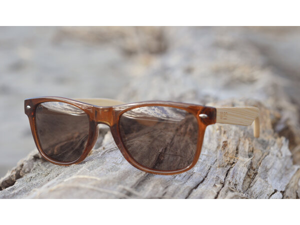 Moana Road Sunglasses + Free Case ! , Brown with Wood Arms 3006