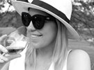 Moana Road Sunglasses + Free Case ! , Elizabeth Taylor 492