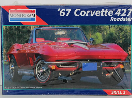 Monogram 1/25 67 Corvette 427 Roadster (MON2968)