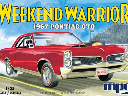 MPC 1/25 1967 Pontiac GTO "Weekend Warrior" Race Version with Starting Light (MPC918)