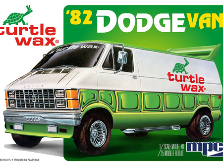 MPC 1/25 82 Dodge Custom Van Turtle Wax (MPC943)