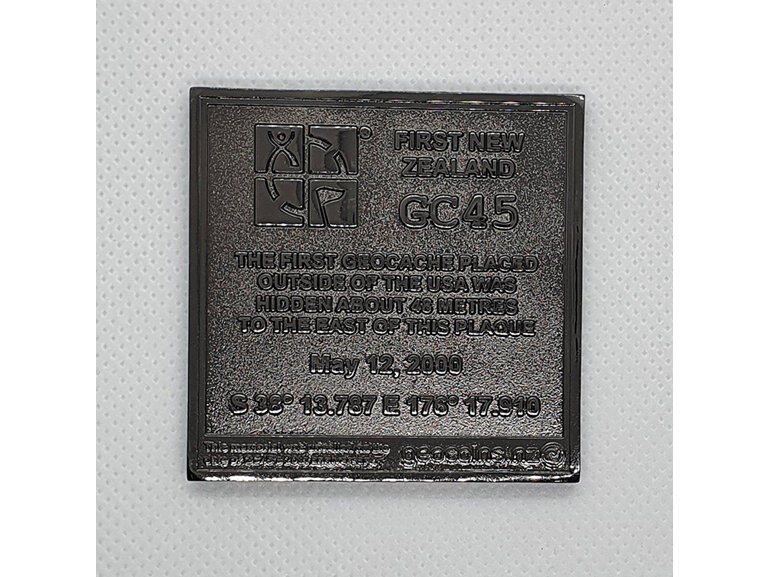 new zealand first geocache tribute plaque memorial geocoin, geocaching trackable