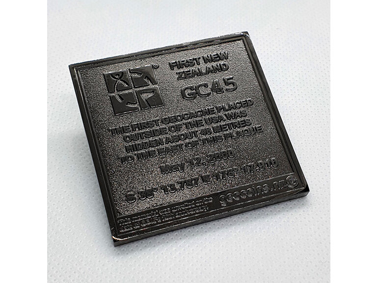 new zealand first geocache tribute plaque memorial geocoin, geocaching trackable