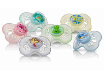 NUBY 2 PK CLASSIC OVAL PASTEL PACIFIER 0-6 MTHS