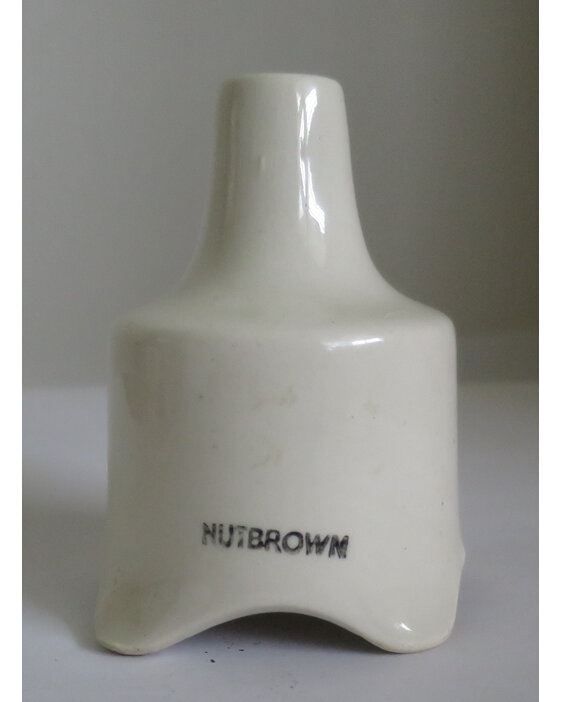 Nutbrown pie funnel