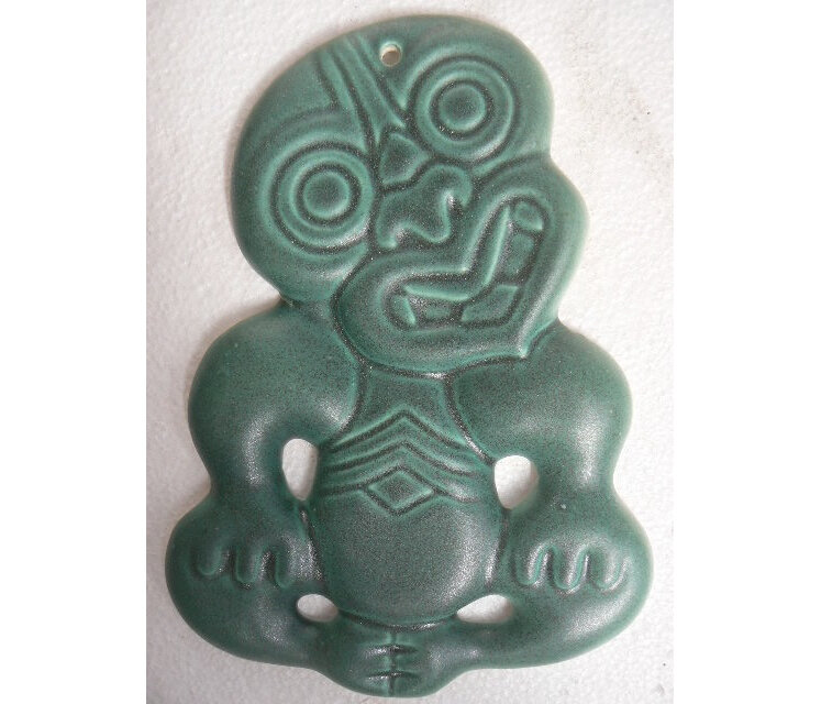 NZ Maori Tiki wall hanging ceramic collectable