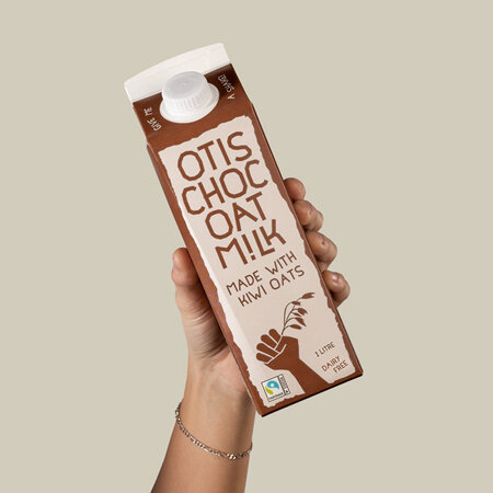 Otis Chocolate Oat Milk