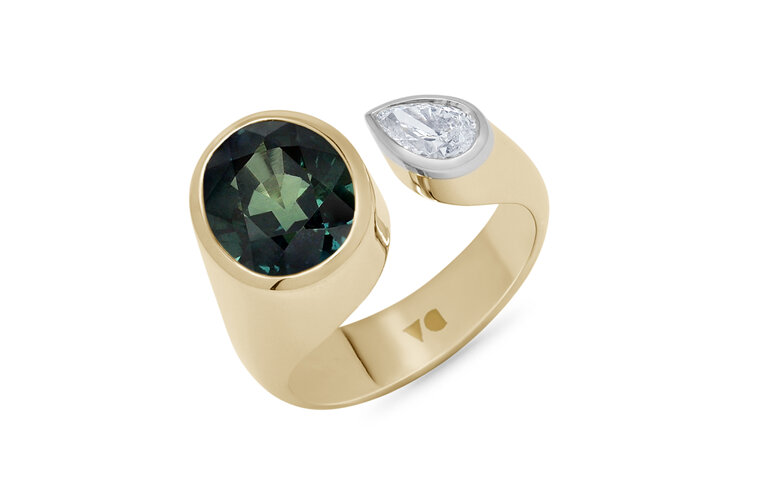 Oval Green Sapphire, Pear Cut Diamond, 18ct Gold, 60s Fashion, Dress Ring