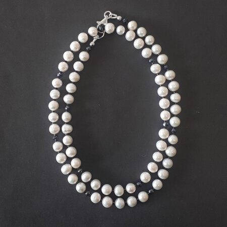 Pearl Necklace - Unisex