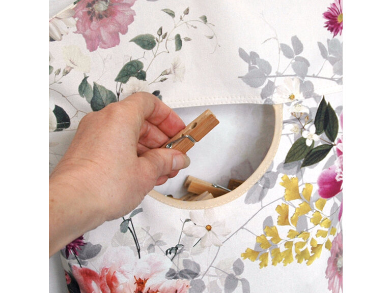 peg pouch cream floral with hand