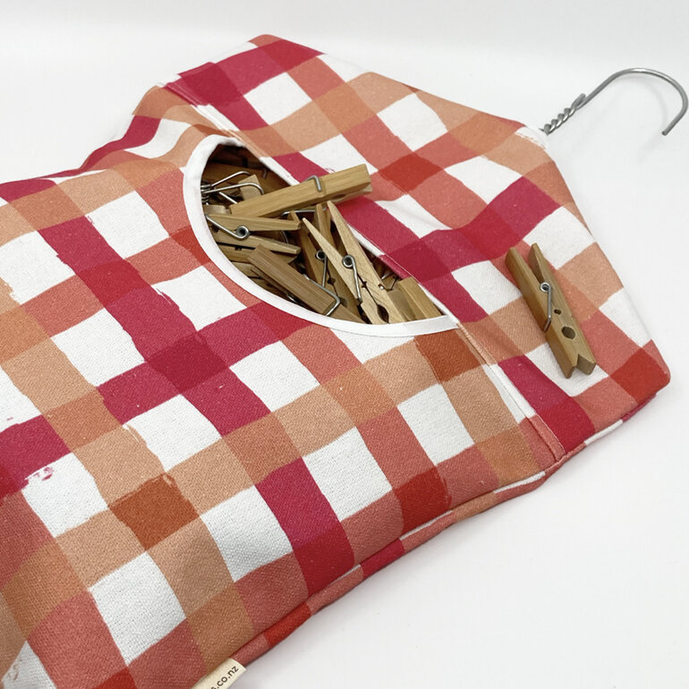 peg pouch gingham check coral with pegs