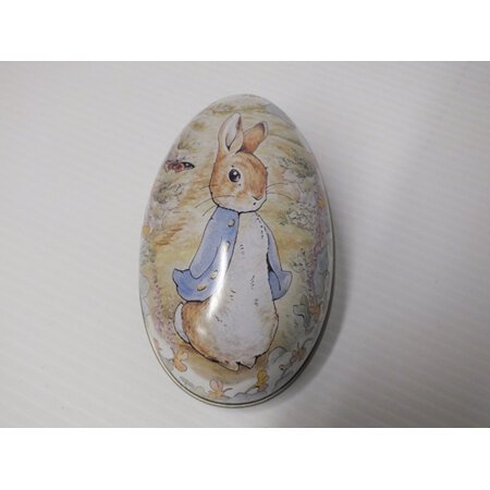 Pretty Tins Peter Rabbit tins Licensed C8017
