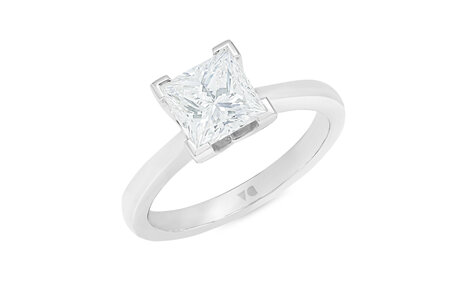 Princessa: Princess Cut Diamond Solitaire Ring