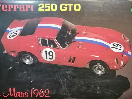 Protar 1/24 Ferrari 250 GTO Le Mans 1962 (MOD213)