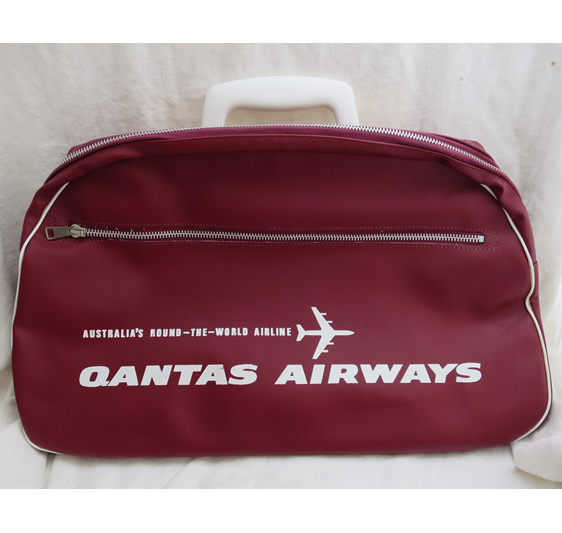 Qantas cabin bag