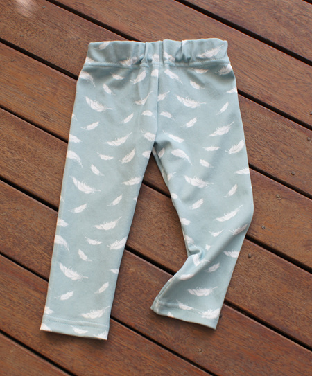 'Quinn' Leggings, 'Plumage' , colour Mineral, certified Organic Cotton Knit, 1 year