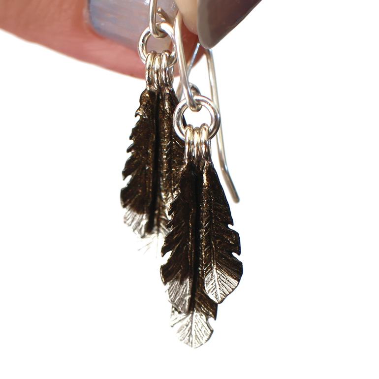 rangatira status chief huia feathers black white earrings sterling silver nz