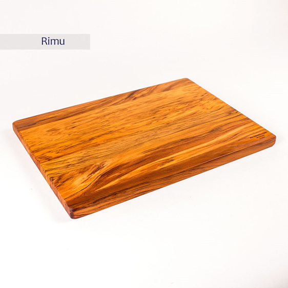 rectangle chopping board - medium - heart rimu - 350x250x20