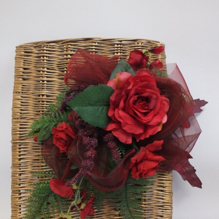 Red Roses on Cane 2168