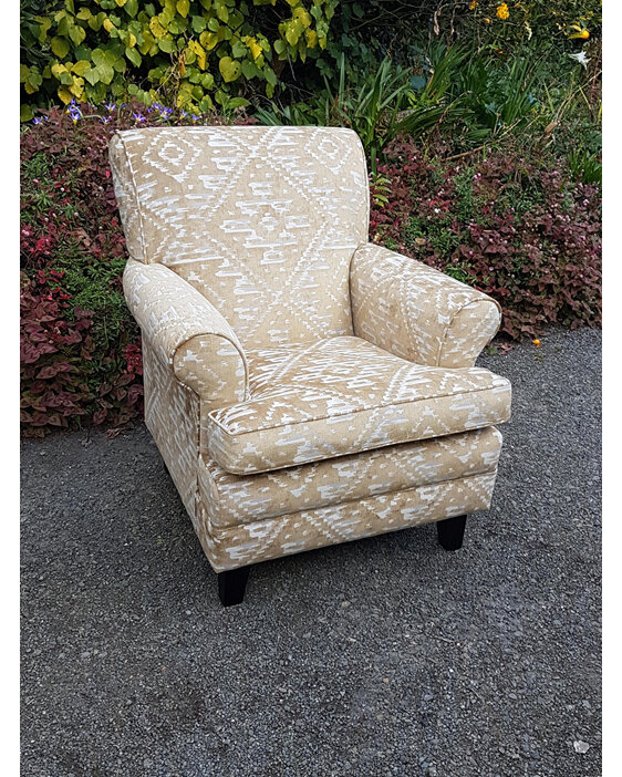 Reupholster and restoration bloomdesigns waikanae new zealand