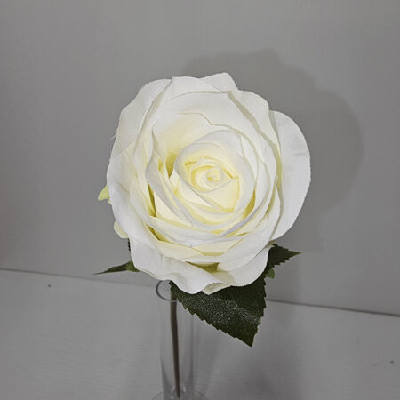 Rose Bud stem White  4598