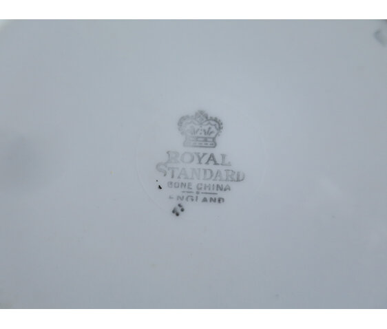 Royal Standard plate