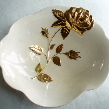 Royal Winton - large white and gold bowl