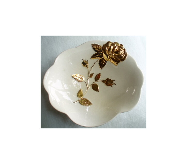 Royal Winton - large white and gold bowl