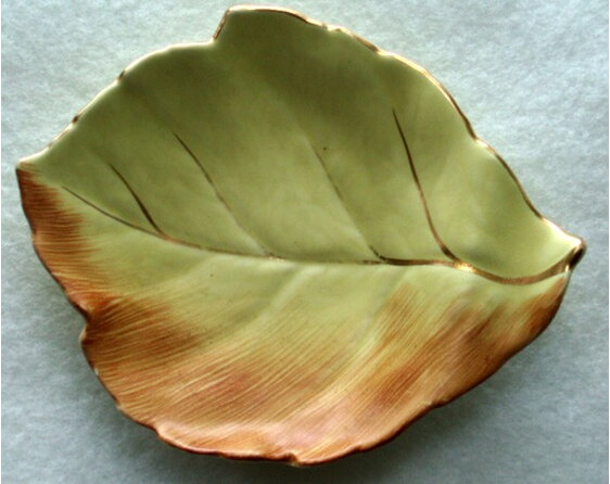 Royal Winton - leaf dish