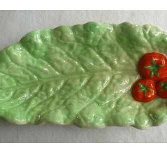 Royal Winton - tomato leaf long dish