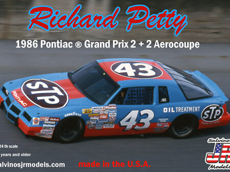 Salvinos JR Models 1/24 Richard Petty 1986 Pontiac 2+2 (RP1986D)